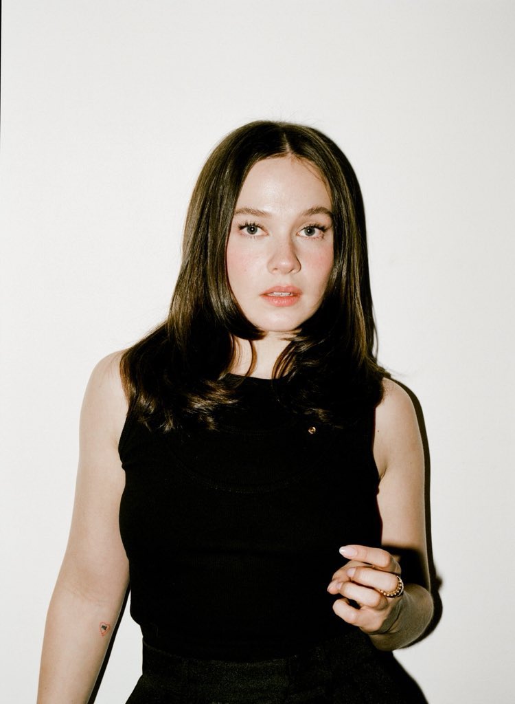 JEST0Z's tweet photo. Kevin Feige and Jake Schreier really wanted Odessa A’zion but Cailee lobbied hard for the project and went to Jake Schreier to convince Feige to cast her as Rogue.

Via @TheInSneider https://t.co/3iNvvz8fvT