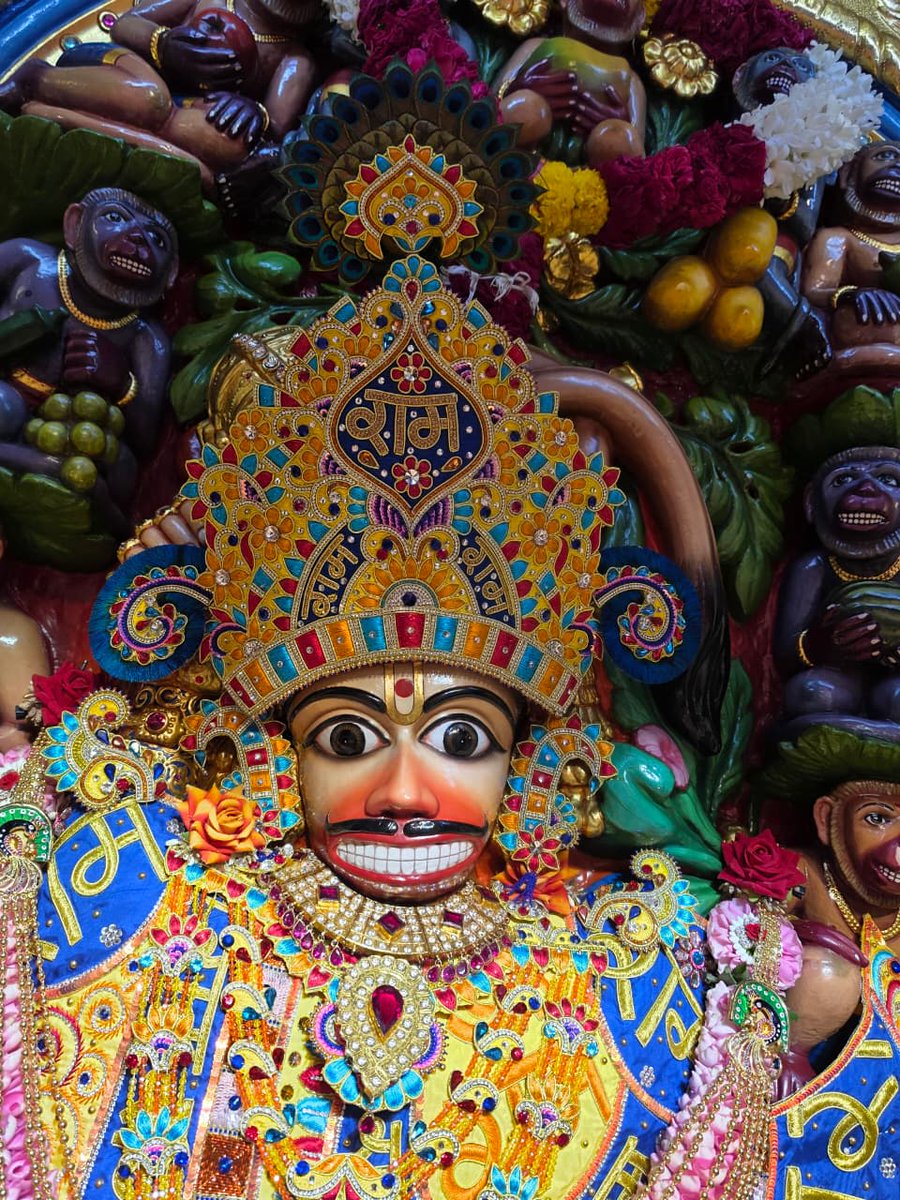 kashtbhanjandev's tweet photo. Darshan : 01-08-2026
શ્રી કષ્ટભંનજનદેવને ફુલોનો દિવ્ય શણગાર
Hello Devotees
Jai Shri swaminarayan
Shri kashtbhanjandev hanumanji Maharaj Salangpur dham.
https://t.co/tteV5KhUvC https://t.co/WV4pXvSkVc