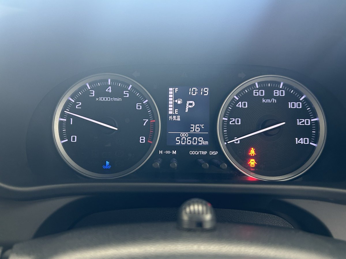Lullshare_specC's tweet photo. 本日ダイハツキャストアクティバが納車されました🚗
臨時休業日だったのに対応してくださった営業さんには感謝の気持ちしかありません🙇‍♂️
買ってから気付いたまさかの令和元年式w

通勤が主ですが釣りやらは基本この子がメインになります！
キャスト界隈の方よろしくお願いします🙇‍♂️ https://t.co/UQTS57ozef