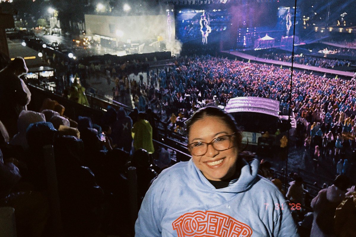 checosvlog's tweet photo. Y QUE VIVA HARRY STYLES, EL FORO GNP Y MÉXICO TODOS LOS DEMÁS SON UNOS PENDEJOS https://t.co/wKCOSJeD1C