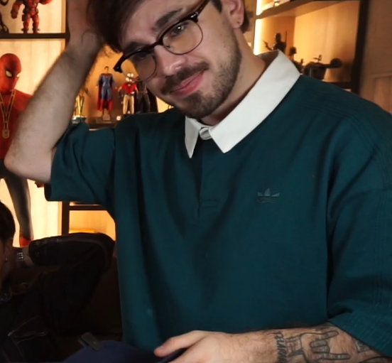 jnkaat's tweet photo. juan con lentes y sin gorra🫦❤️‍🔥❤️‍🔥 https://t.co/VWl2aBIbsy