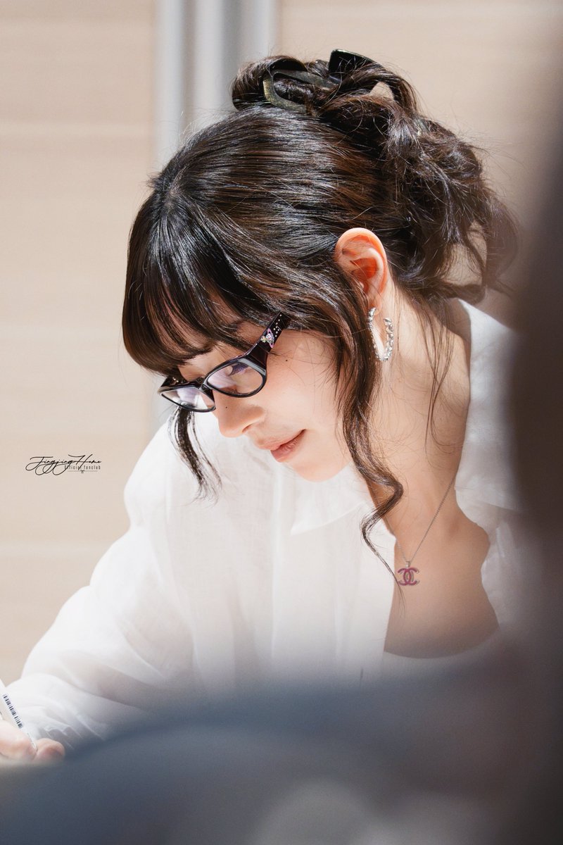JingJingYuHome tweet picture