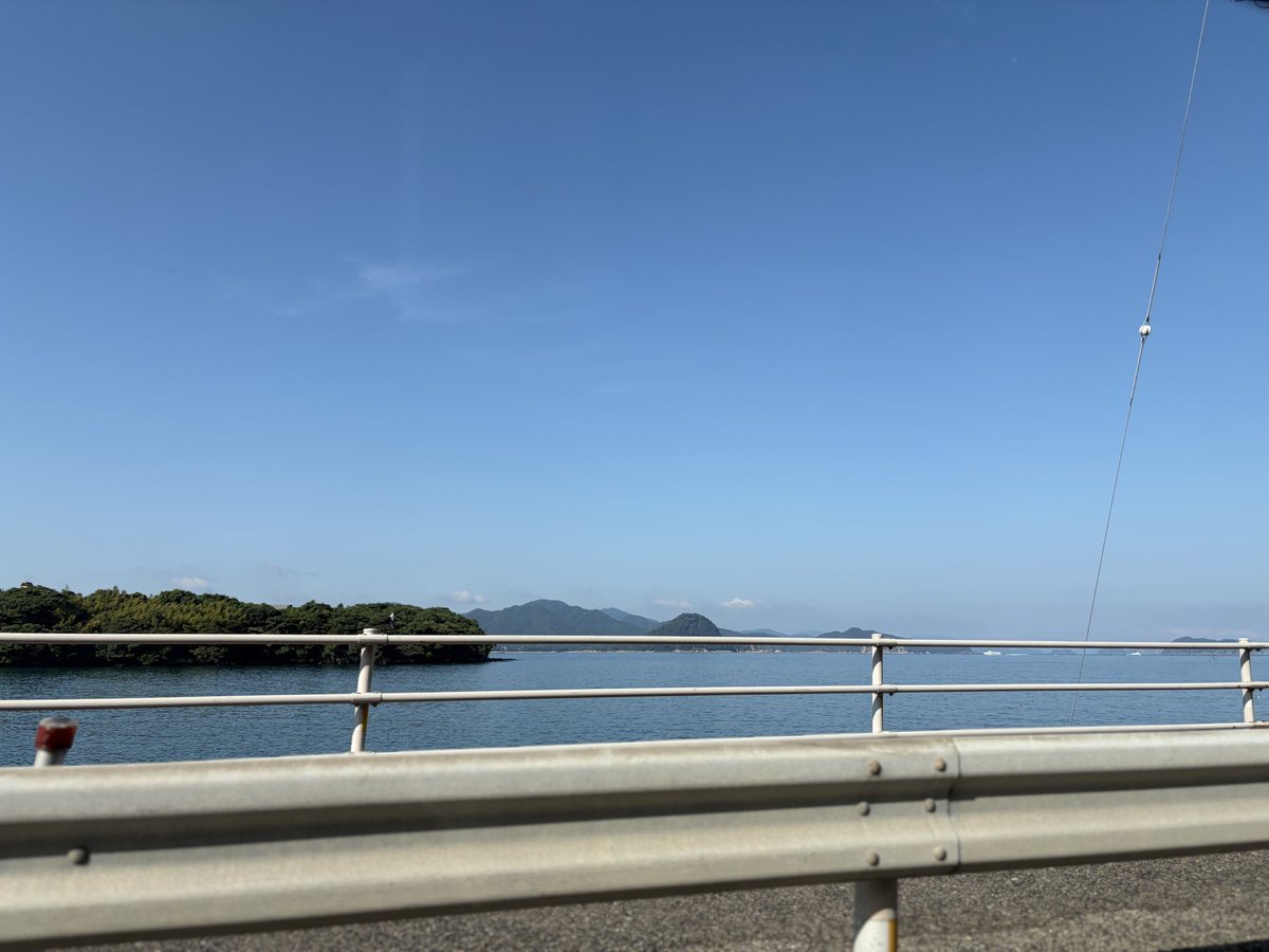 C_Rabbit404's tweet photo. うみがきれいなの https://t.co/N6ghCPkWBa
