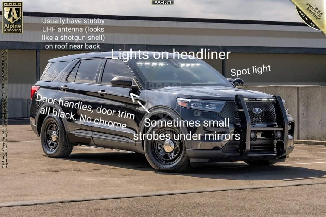 LN2_R0gue's tweet photo. Try not looking for text and look for the obvious differences of an Interceptor vs a normal explorer. 

Also the "No roof rails" thing, while somewhat true, is not reliable. Factory explorers can be optioned with no roof rails the same way an interceptor can have roof rails https://t.co/hpuS9MK8d7