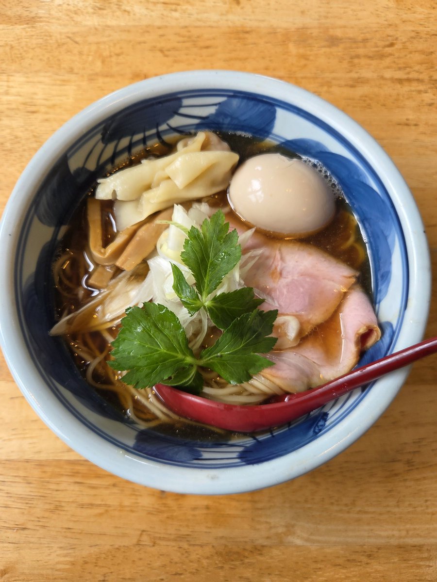 nrxcr437's tweet photo. 2026/08/01 昼
サクラソバストア
秋刀魚節の中華そば(醤油)+味玉、
煮干の和え玉 https://t.co/ovw6aDYKTA