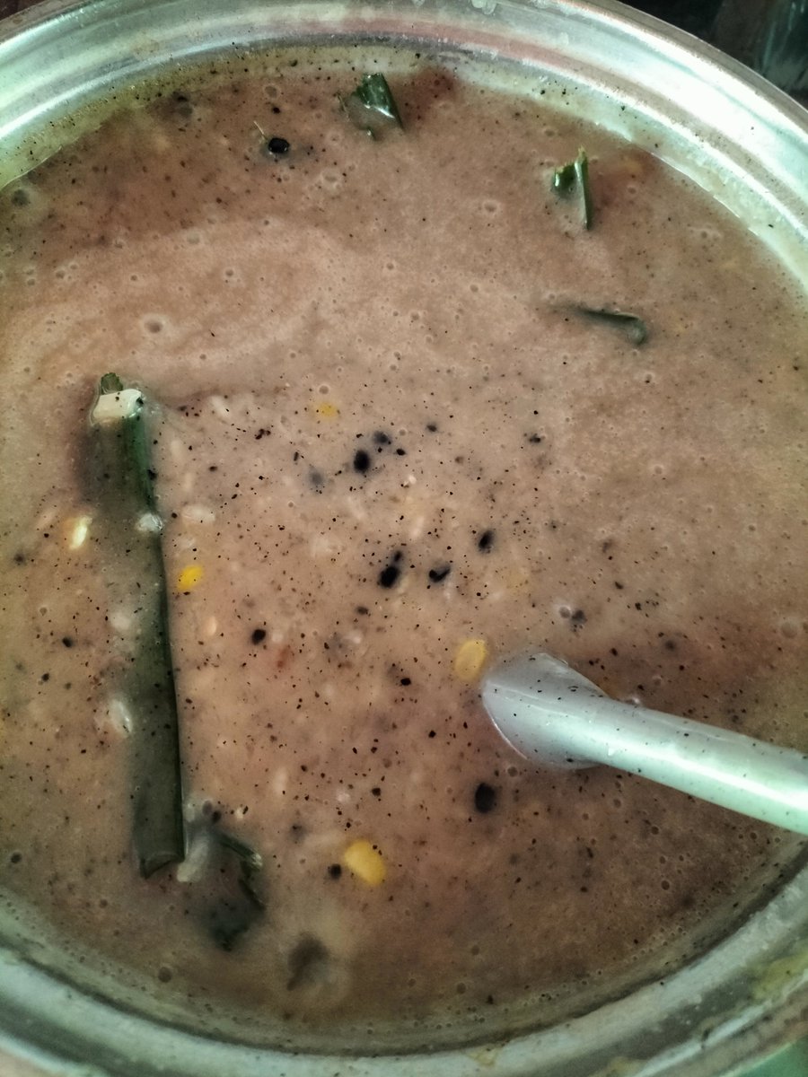 decaddust's tweet photo. Wala pa kame ulam pero may meryenda na 😄😁 https://t.co/h2JLsl5lMg