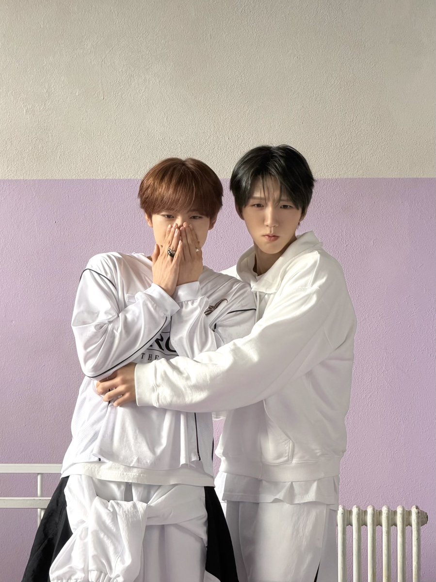neolimepie's tweet photo. ♡ 8월에도 같이 유대하고 재밌게 놀자 ♡ https://t.co/XtiV7VXOCS