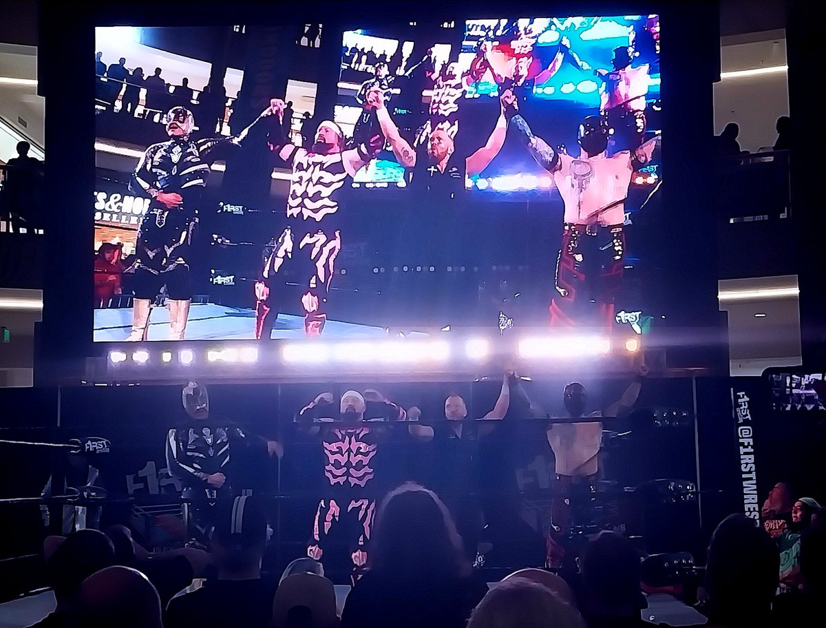 GDIGSwrestling's tweet photo. F1rst Wrestling: Friday Night Nitro. Mall of America, Bloomington, Minn. July 31, 2026.
Best match: Amazing Red v Vengador v El Clon v Gringo Loco. Best Surprise: Jushin Liger. #F1rstWrestling #FridayNightNitro #SummerSlamWeekend https://t.co/LqRXdWuZbS