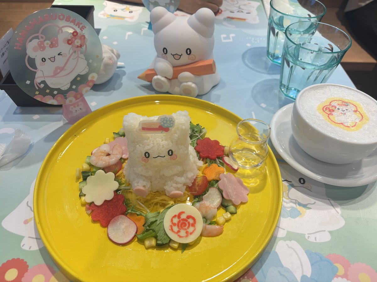 watama_cross's tweet photo. 今年も推し活。先日、はなまるおばけのカフェへ。とにかく可愛かったー https://t.co/hxIvpxFb2f