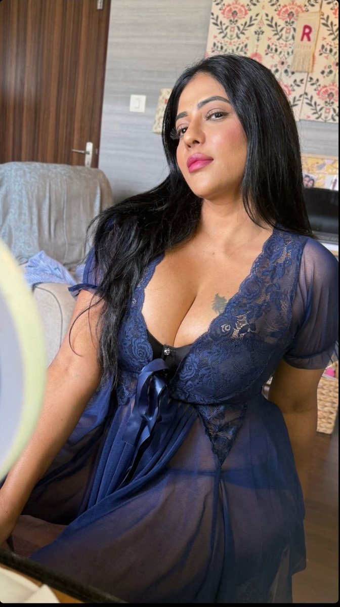 90s_beauties's tweet photo. Reshma பசு 😍💋 https://t.co/B7kOz7juAg
