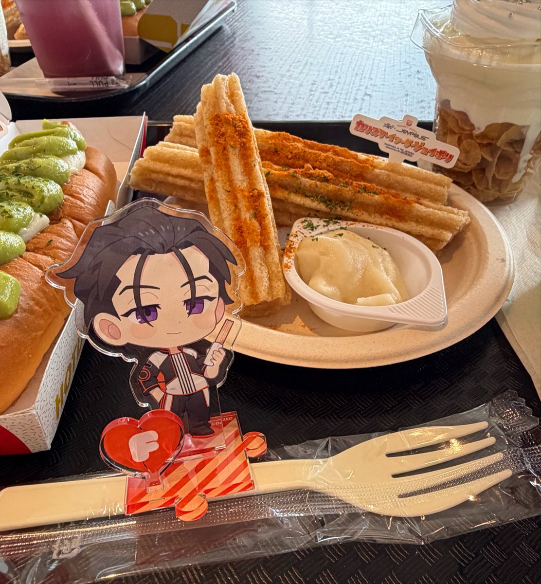 maronemusi's tweet photo. レイ💚なよと久しぶりの再会で、
カリスマ×ジョイポリス行ってきたよ〜！

ふみや君のメニューで初めてしょっぱい味のチュロス食べた笑
ジョイポリス歴かれこれ15年くらい？だけど、占いのアトラクションを初めて攻略出来て感無量でした…
次は胡麻ちゃんも一緒に遊ぼうね🫶 https://t.co/yQjCPSYI4z