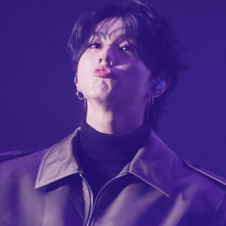 iprxd_'s tweet photo. 𝐀𝐮𝐠𝐮𝐬𝐭 𝐰𝐢𝐬𝐡 🍇🔮💜✨
         ก้าวเข้าสู่เดือนที่ 8 อาจจะมีเรื่องราวที่ทำให้คุณรู้สึกบั่นทอนจิตใจ เหนื่อยล้ามาบ้าง แต่คุณเก่งที่สามารถผ่านมันมาได้นะคะ รักษารอยยิ้มที่สดใสนี้ไว้ตลอดเลยน้าา https://t.co/r9LXPAmcfz