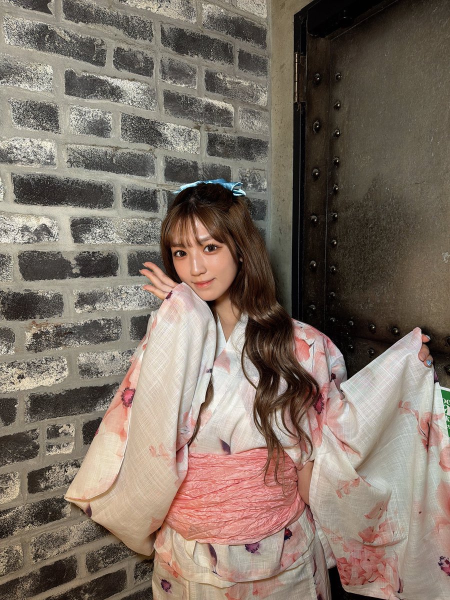aoi_spark_'s tweet photo. 本日1.2部おります
1.2部でラブミーマラボーですっ
2部でボントゥビ👑です！！うれしいうれしい。

本日浴衣最終日だよん
みんな会いに来てね
 #すぱすぱ https://t.co/brMWWbEeKb