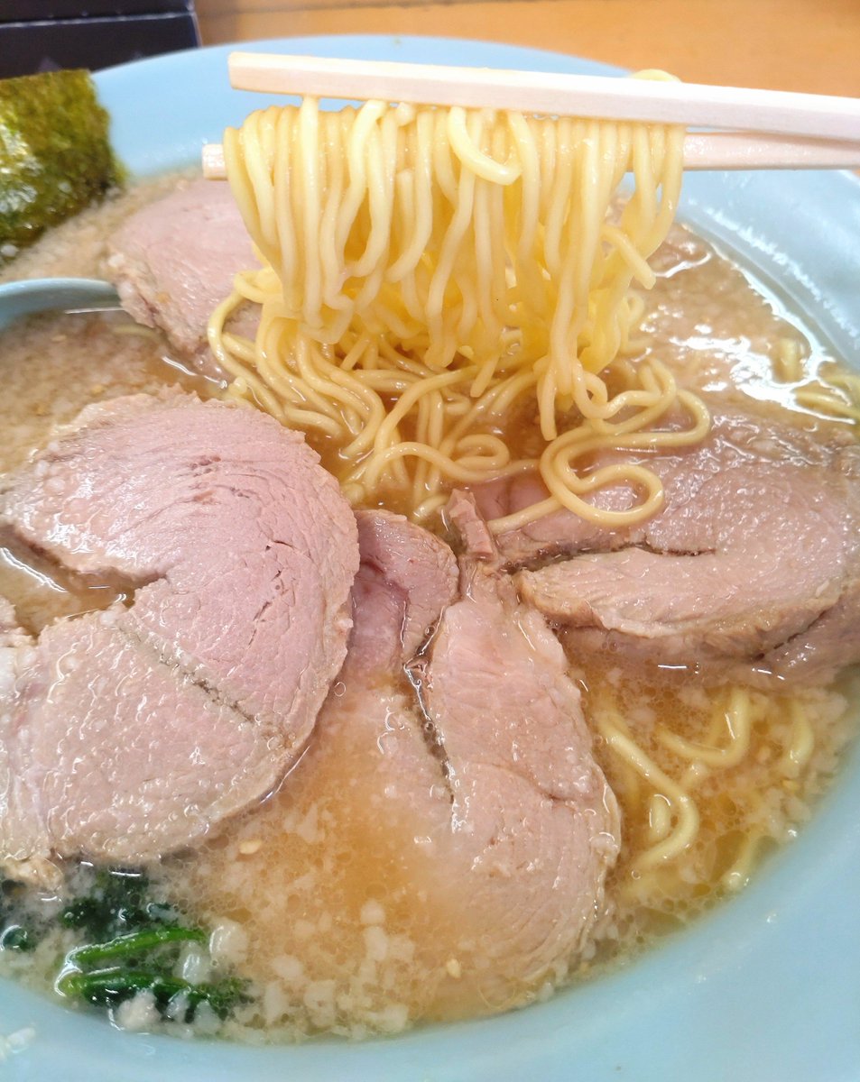 kn52ms's tweet photo. #らーめん
今日も暑いですね皆さん
体調お気をつけて下さい https://t.co/4Nkw25axSp