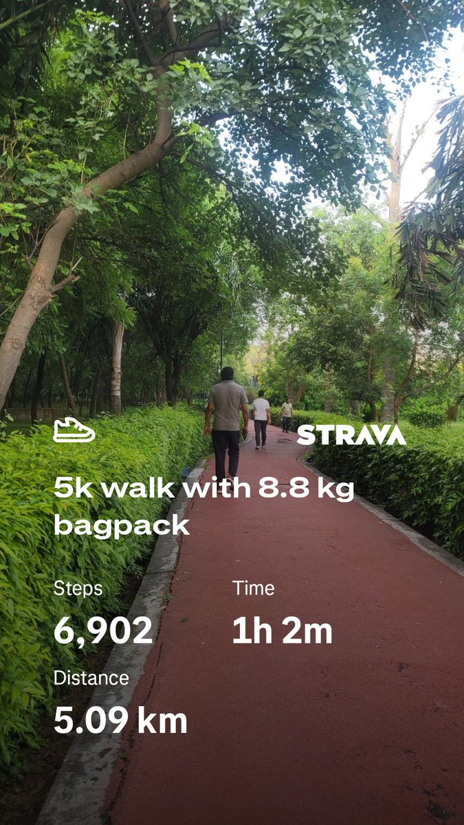 _rupeshpathak_'s tweet photo. Day 3/45 done. 🎒
​5 km covered with 8.8 kg on my shoulders.
​The real prep for NIMAS begins when you start training under load. Shoulders felt it, but feeling good.
​Onto Day 4! 🏔️
​#43DaysToNIMAS #Mountaineering #NIMAS https://t.co/MtREiPbVcj