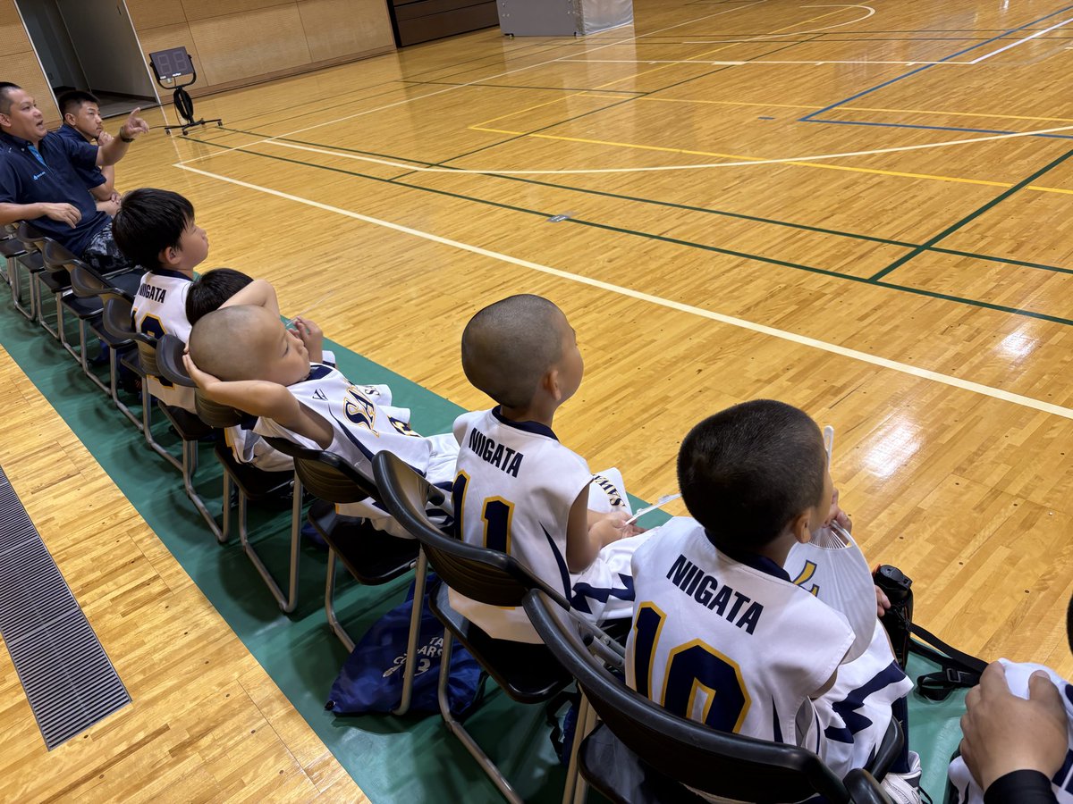 basukeoyaji0522's tweet photo. U12��刈りで気合い入れて試合に臨んでいます☺️ https://t.co/c8yEW7B8Dj