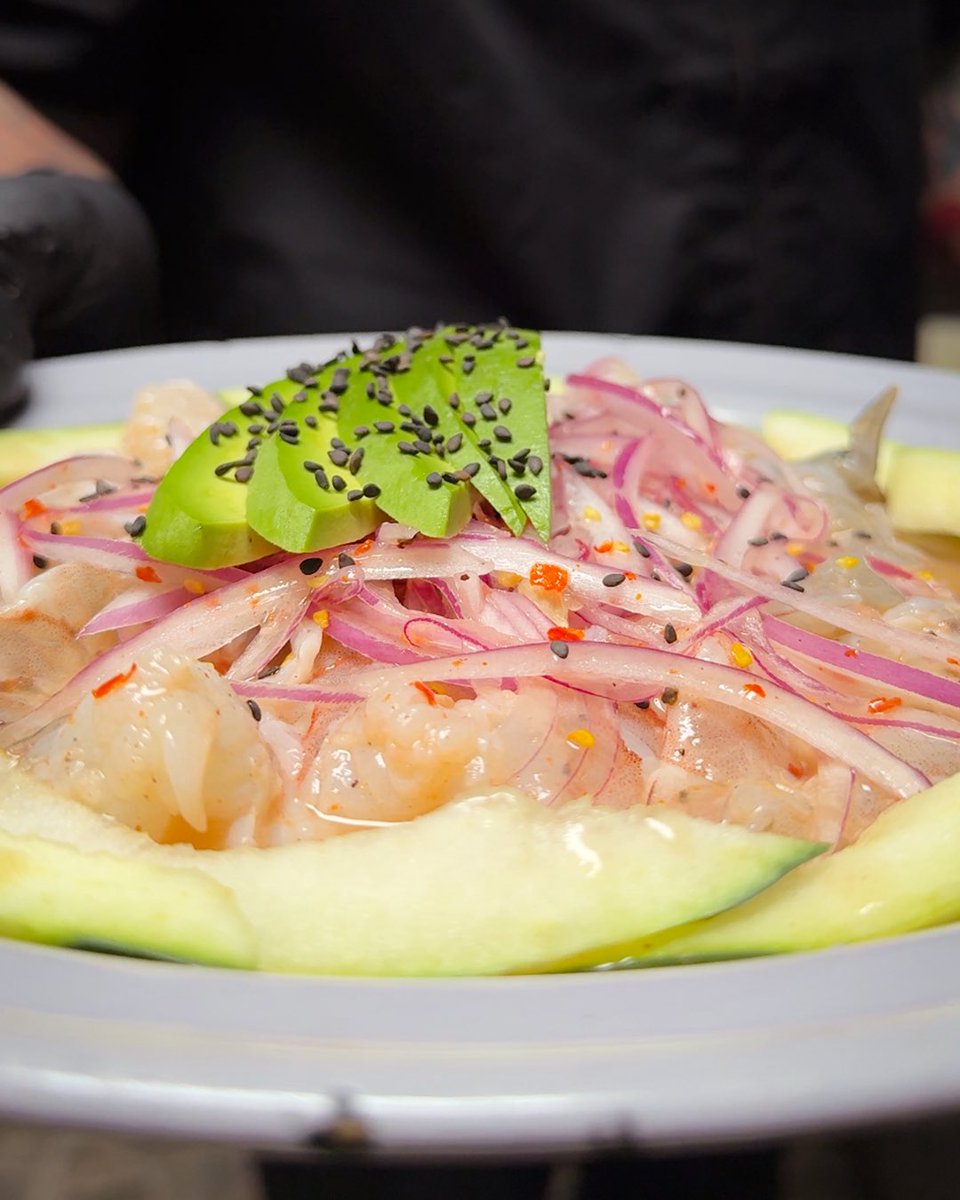 CalidadQro's tweet photo. Cada negocio tiene algo que lo hace especial, y @calicheceviche es prueba de ello. 🙌✨
Descubre este lugar y sigue apoyando a los negocios que hacen grande a Querétaro.
#CalidadQuerétaro #ConsumeLocal #Querétaro https://t.co/PbfAMtOVWP