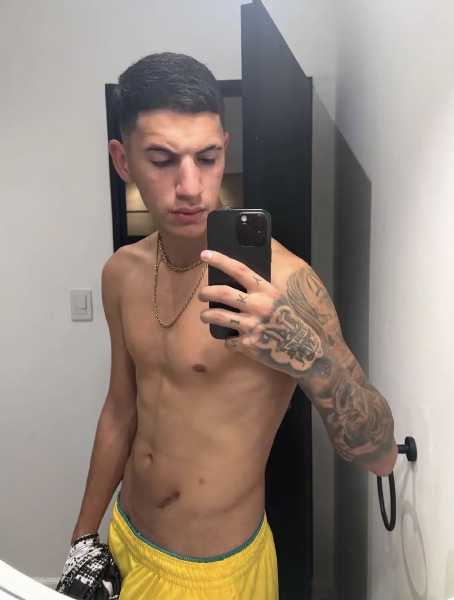 ellflaco65's tweet photo. Don’t scroll… you’ll regret it. 👀🔥 https://t.co/VMPaeoY0jZ