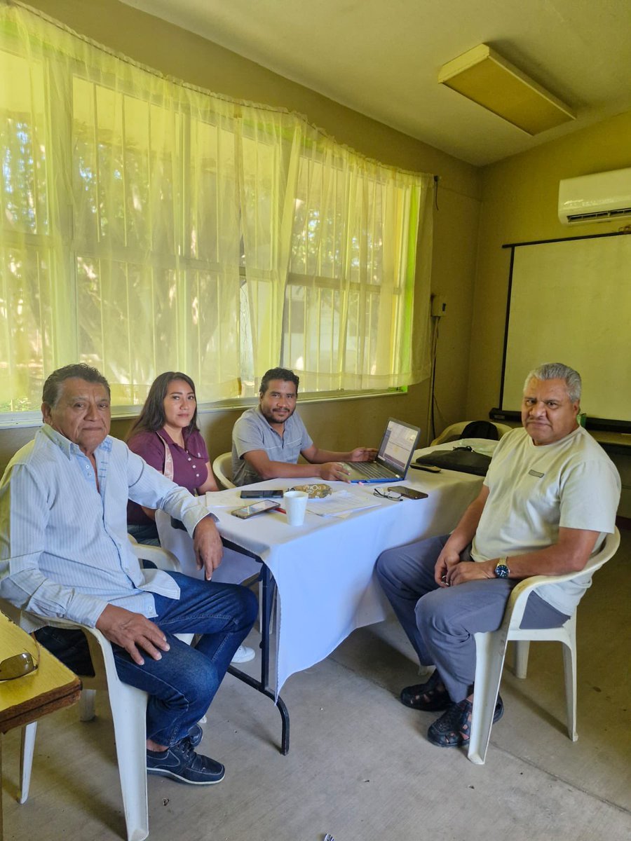 jairestrada1201's tweet photo. 📍Con el saludo cordial del Srio. Gral. de la Sección 14 del SNTE, Mtro. Silvano Palacios Salgado, se acudió al proceso de Cambios Internos:

• Nivel especial de la zona 04
• Primaria zona 45
• Primaria zona 30

📍Acompañamos con responsabilidad y con total transparencia. https://t.co/TJZ5CS4heo