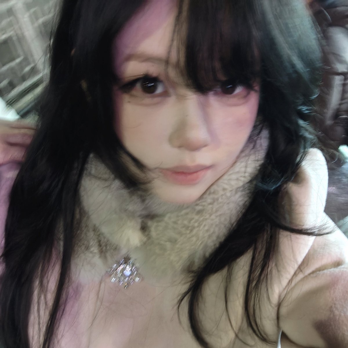 comidngo4's tweet photo. 我们藕断丝连的线，已经细的看不见了 #四爱 https://t.co/CHNeDlzUVM