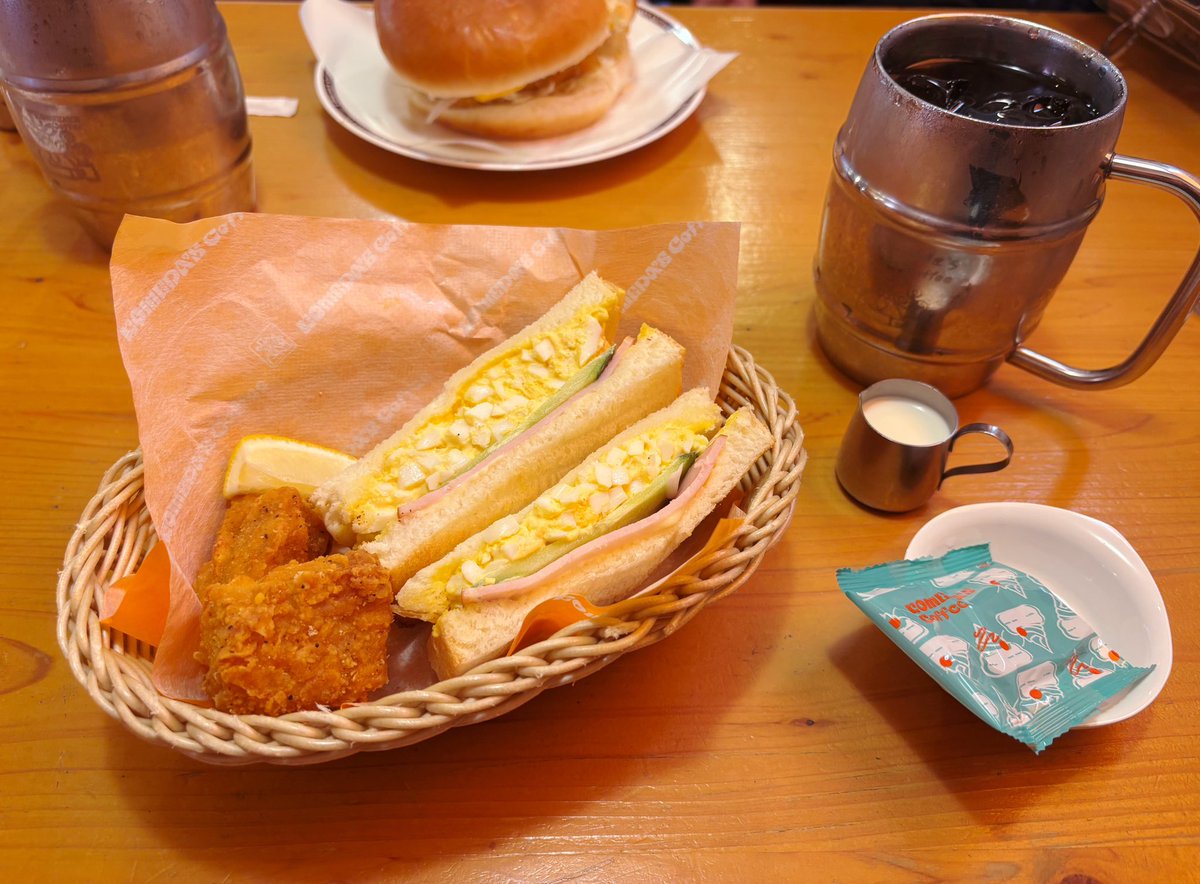 tea_mimo's tweet photo. コメダ。 https://t.co/02gAkmq2Xn