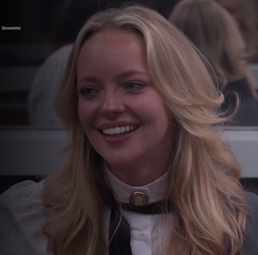 pokaemonn's tweet photo. Melody in her 20s (left)
Haley in her 20s (right) #bb28 https://t.co/a0lJ4GNHVk