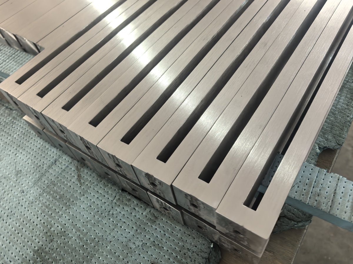 SKTmetal's tweet photo. Diverse selection of tailor-made stainless steel fabrications to meet different demands. Robust structure, easy maintenance, stylish design, available in various styles and sizes upon request.
#StainlessSteel #Metal #Supplier #Manufacturer #CustomSteel https://t.co/4srYVz5p42