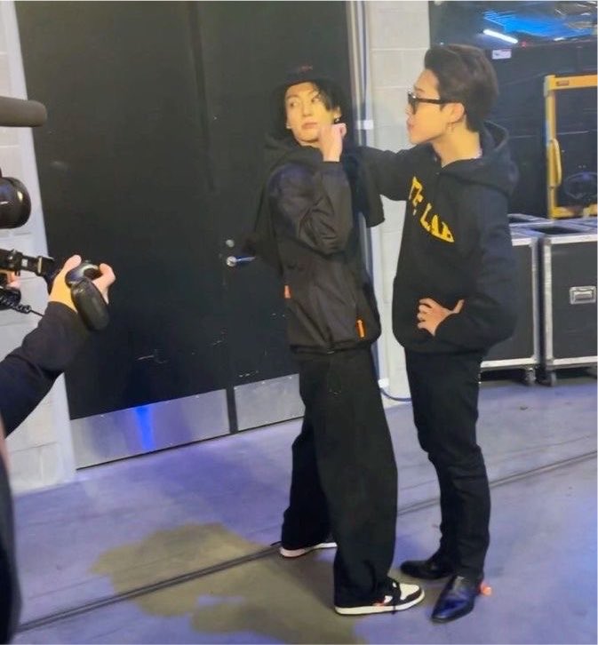 servcuntmin's tweet photo. jikook please self plagiarize cause this was so cunt to just be a one time thing https://t.co/gGk8HK4fZH
