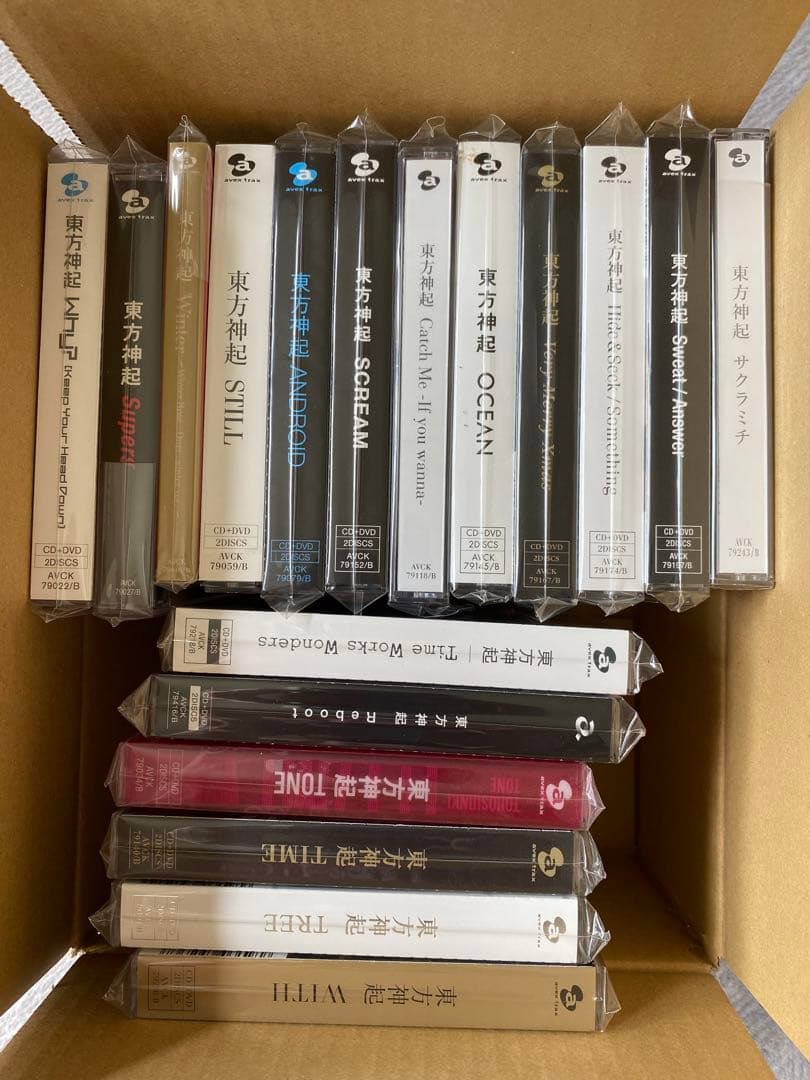 viasimplespace's tweet photo. SALE READY: Tohoshinki CD&amp;DVDs Set $45 usd + worldwide shipping available >> https://t.co/pqc07Nwhib