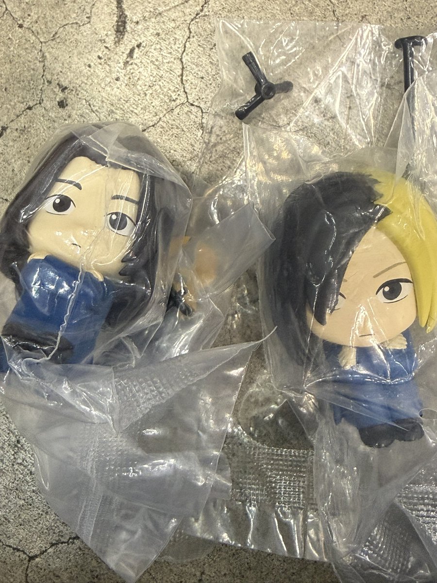 hisamari901's tweet photo. 交換お願いします！！

まちぼうけTAKURO or HISASHI⇄TERU交換でお願いします🙇‍♀️
TAKUROさんと交換してくれる方を優先します🥹
会場内いるのですぐ対応できます！
#GLAY #GLAY譲 #glay #まちぼうけ https://t.co/4jfYeJ79aJ