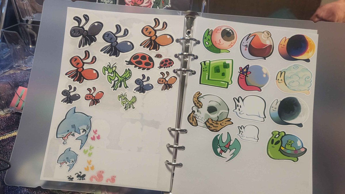 ga5tro's tweet photo. hey guys! im in real life!! on sunday august 2nd i'll be posted up at cal anderson with all of the other lovely vendors at CUTIEFEST! check out my wares before they're online!! (10am-4pm!)

#homestuck #karkat #seattle #stickers https://t.co/SodiQZ3yHm