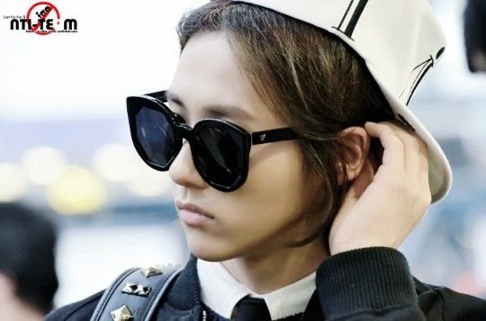 plzletsfly's tweet photo. @candy_cane_Iane 녕남이 볼때마다 사악사악거리면서. 머리넘김 https://t.co/b5qfmubtHo