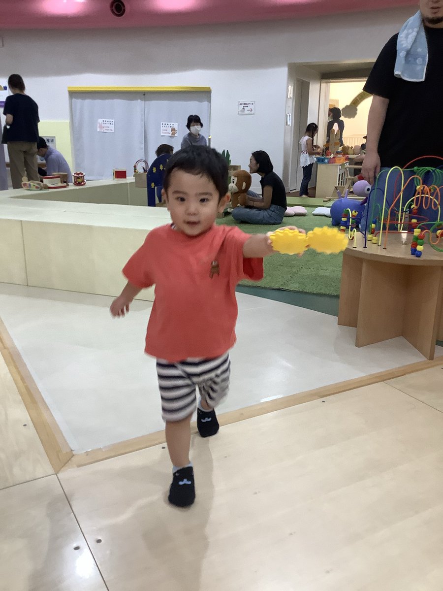 megoplaza_K's tweet photo. 第2クール　現在51名です

おもちゃ持ってきてくれた😊

#めごぷらざ #アイきたかた #屋内遊び場 #子供遊び場 #屋内子ども遊び場 #福島 #喜多方 #会津 #東北 #Kitakata #Fukushima #Aizu #きたかたぐらし #プレイリーダー #遊び場 #室内遊び場 #子ども https://t.co/MfKTFKfPFk