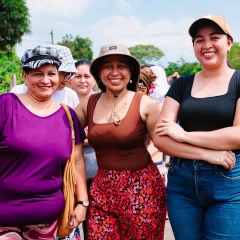 johnnyteranb's tweet photo. Junto a las familias de La Macarena mantuvimos un conversatorio para escuchar sus necesidades y conocer de cerca las principales inquietudes de la comunidad.

Estos espacios nos permiten dialogar, compartir ideas y seguir trabajando junto a nuestra gente. https://t.co/Ycl0eKuUyE