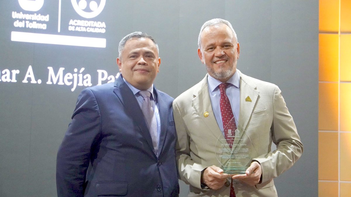 Inenciblescol's tweet photo. Consejo Académico de la  Universidad del Tolima exalta la gestión del rector Omar Mejía Patiño https://t.co/4SQNJRCIs8
