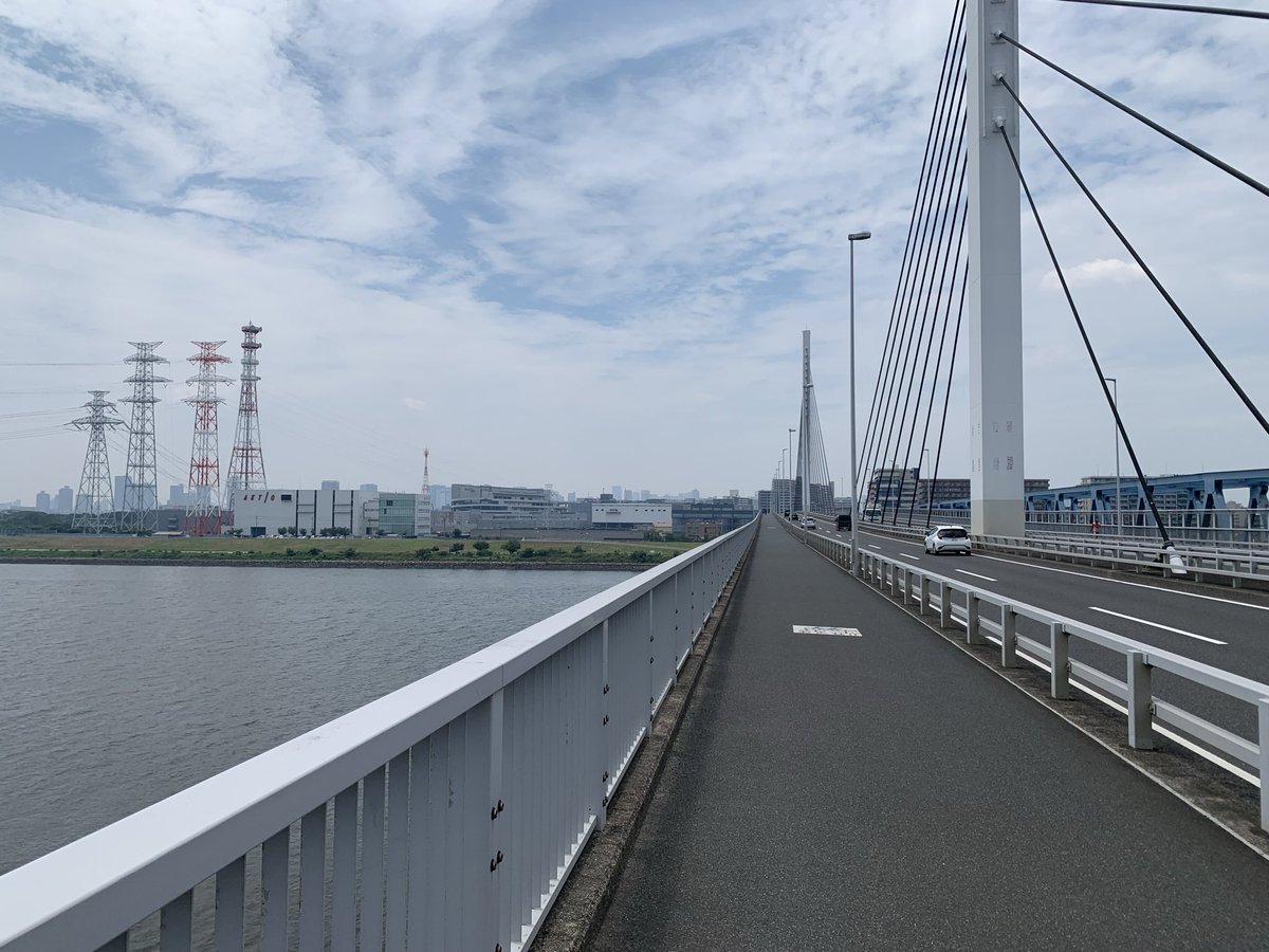 ojibakabon's tweet photo. 清砂大橋、あちーけど風がいい https://t.co/fDvbXJvgKp