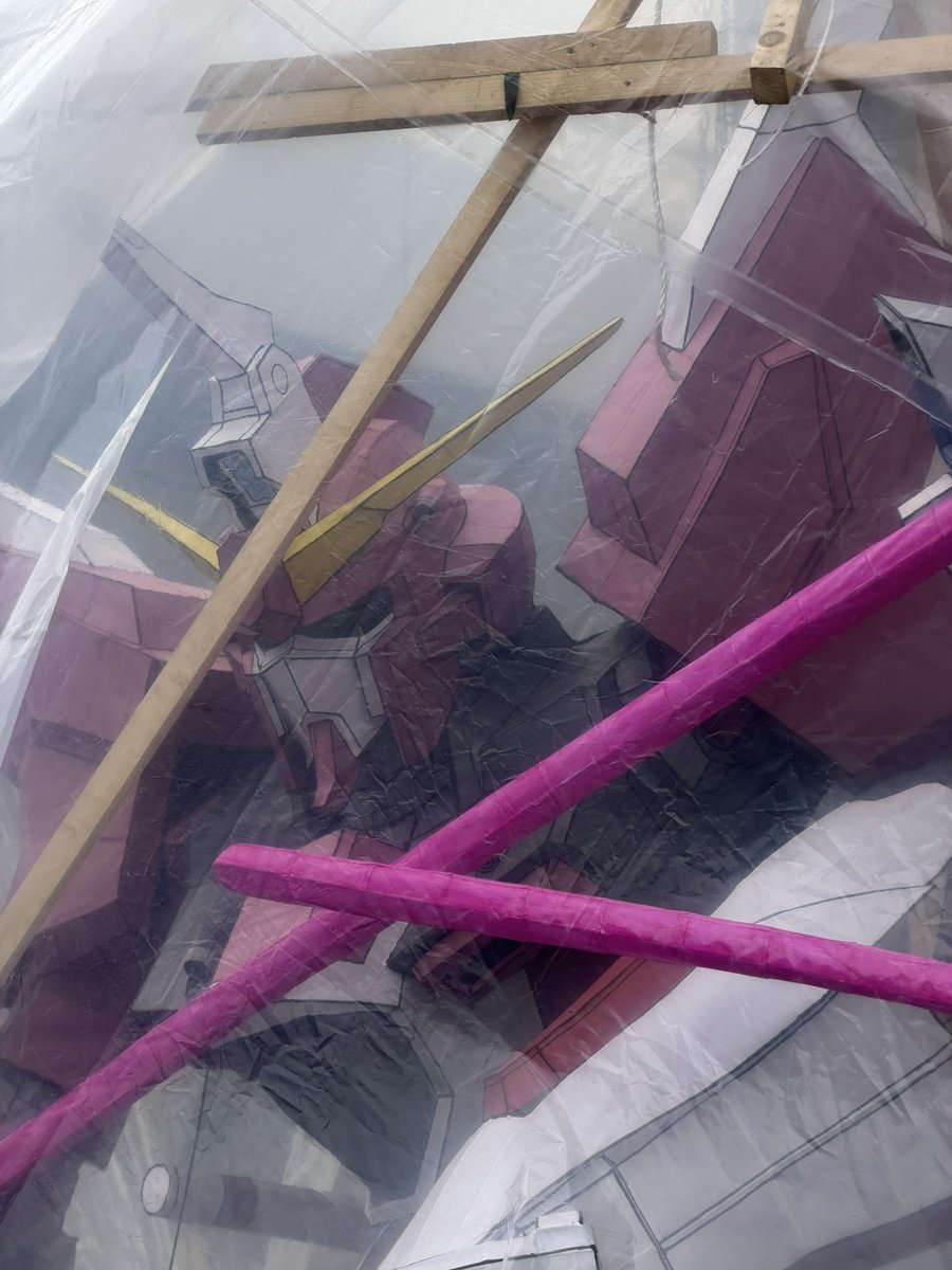 yoshi115t's tweet photo. 【ガンダムお祭りプロジェクト】
郷土で愛されるお祭りにガンダムが出展することで、地域の魅力を引き出し、ご当地で愛されるガンダムを目指すガンダムIP×地域活性化のプロジェクト。

第1弾
『機動戦士ガンダムSEED FREEDOM』
「ガンダムSEEDねぶた」

お披露目されました。
まだカバーが外れませんが
#ガンダムお祭りプロジェクト
#ガンダムSEEDねぶた