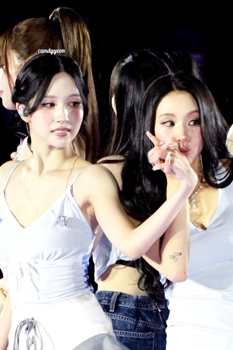 candyyeon_'s tweet photo. 260711 SEOUL

💋

#TWICE #트와이스 #MINA #ミナ #미나 
#CHAEYOUNG #チェヨン #채영 
#TWICE_THISISFOR_WORLD_TOUR https://t.co/AAZmPUMlfT