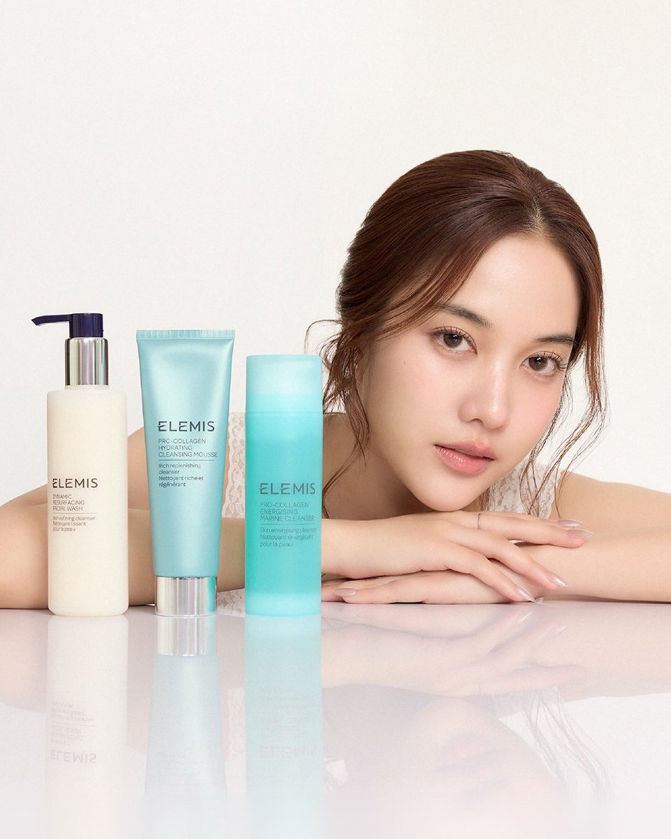 freenfanclub_'s tweet photo. 📷 𝗜𝗚: srchafreen 

“ดีใจมากค่ะที่ได้เป็นส่วนหนึ่งของครอบครัว ELEMIS Thailand 💙
Honoured to join ELEMIS family as Friend of ELEMIS Thailand 💙

Excited to share my facial cleansing ritual with you and discover world of ELEMIS together. 

Stay tuned for more. ✨”

#ELEMISTHXSrchafreen
#ELEMISThailand #FriendofELEMISThailand
#srchafreen