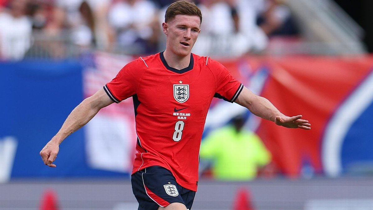 AmyGrayyw3's tweet photo. 昔はイケメンと言われた我が旦那。
当時より20キロ太ったし
お風呂上がり裸族だし
何なら裸族のまま仁���立ちで
扇風機の風を浴びてるし
昔から勉強大嫌いだし
(これは長男がしっかり受け継いだ）
今だに中学生男子のようなノリで
そんな姿を私はいつも
遠い目で見てる。
でもね、息子たちが小さい頃… https://t.co/xhXcpOln4P