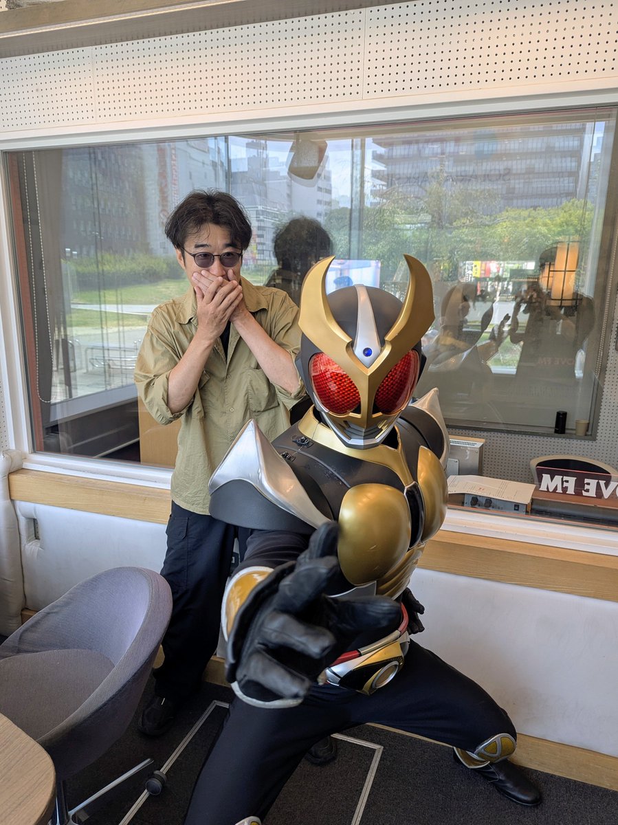 761drivin's tweet photo. スタジオにアギトが！！！

・真アギト展
西鉄ホールにて明日まで開催中！ 

#761drivin #lovefm https://t.co/hgHa4JAxAh
