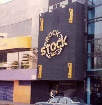 OscarBlancoCdmx's tweet photo. #EraOtroMexico Viernes del Bar “Rock Stock”, Reforma #CDMX 🇲🇽🕷 https://t.co/3gbistxULG