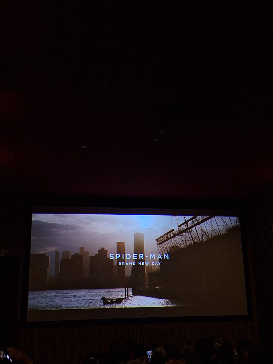 leahbedumb's tweet photo. WHATTA MOVIE #secondtimer https://t.co/weNmQWsaYp