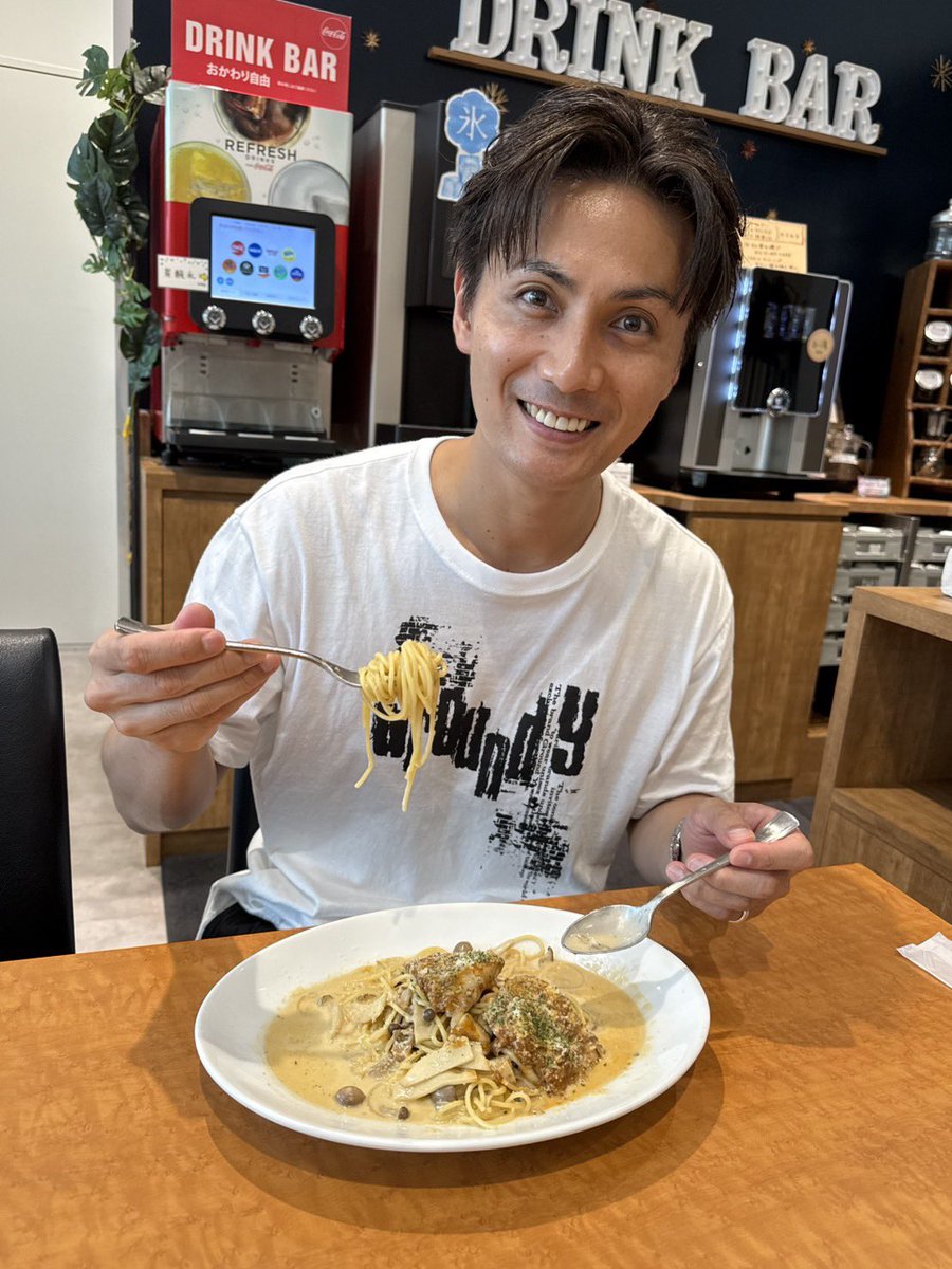 kazuki_kato1007's tweet photo. #TFC2026 群馬県は高崎！ミュージカルでは訪れているけれどLIVEでは初めて。お待たせしました😌高崎パスタが有名ということでライブハウス近くのボンジョルノでランチ🍝言われてみれば劇場の方にもはらっぱというパスタ屋さんがあってそこも有名なんだそう！気になってたんだよなぁ😎
今日も楽しもう！ https://t.co/rsoMgjSPzI