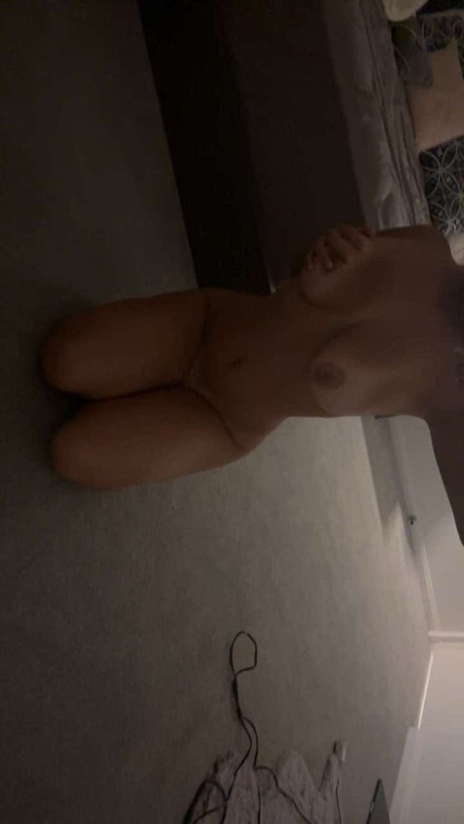 frogbullshit's tweet photo. #tribute #bop #slut #tits #ass #nsfw #horny https://t.co/WPM4VVxv1X