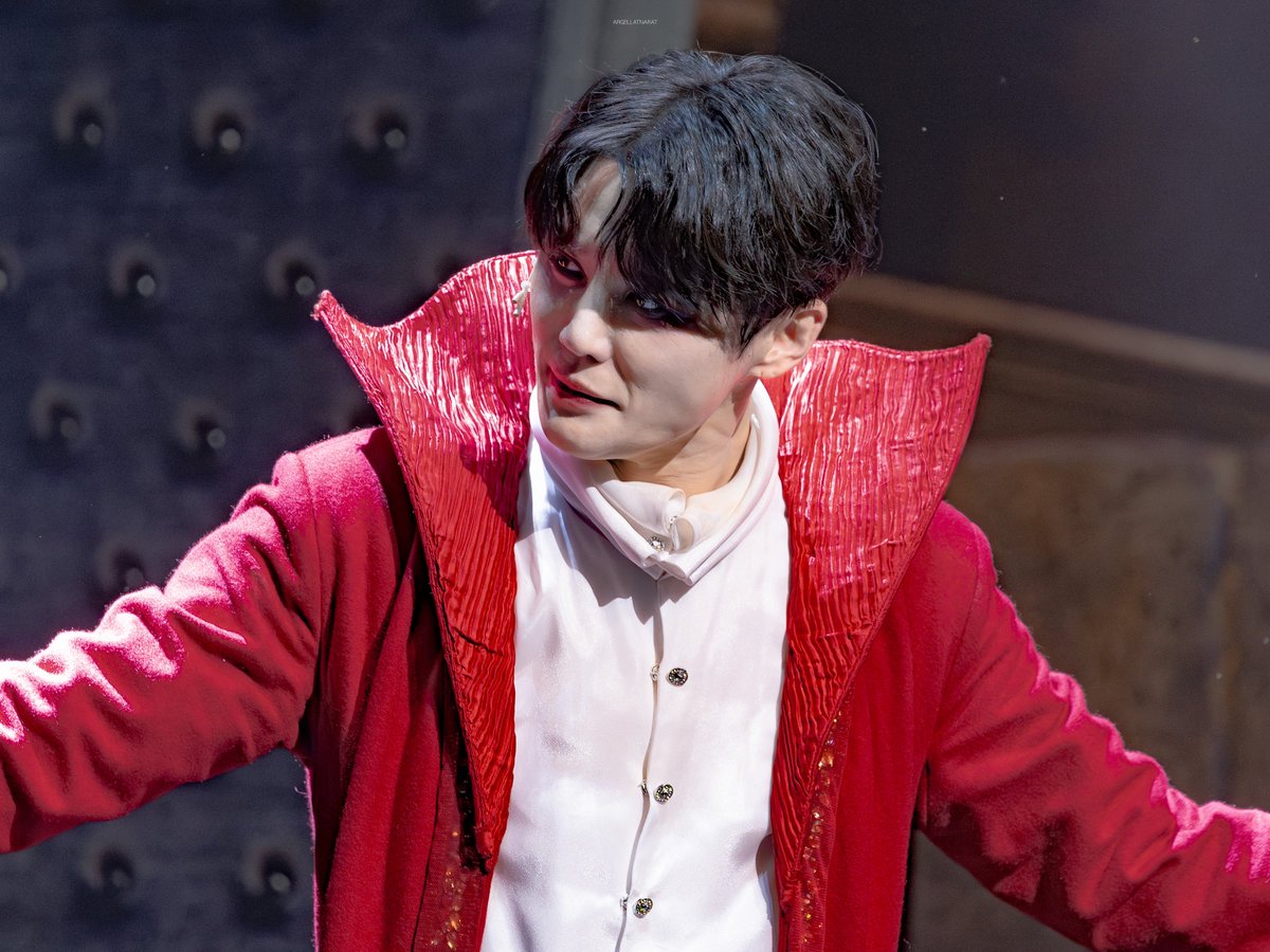 txrxntxllxgrx's tweet photo. 260728 뮤지컬 드라큘라 커튼콜

업로드끝🩸

#김준수 #샤큘 #XIA #뮤지컬드라큘라 #시아준수

https://t.co/4RMkLQkOJU https://t.co/gvWN2NOzZa