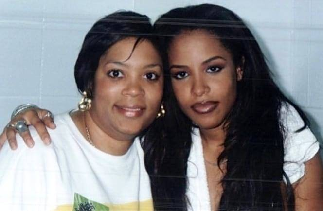 Aaliyah_Fanatic's tweet photo. this mug mama... https://t.co/W4OB9vgpBR
