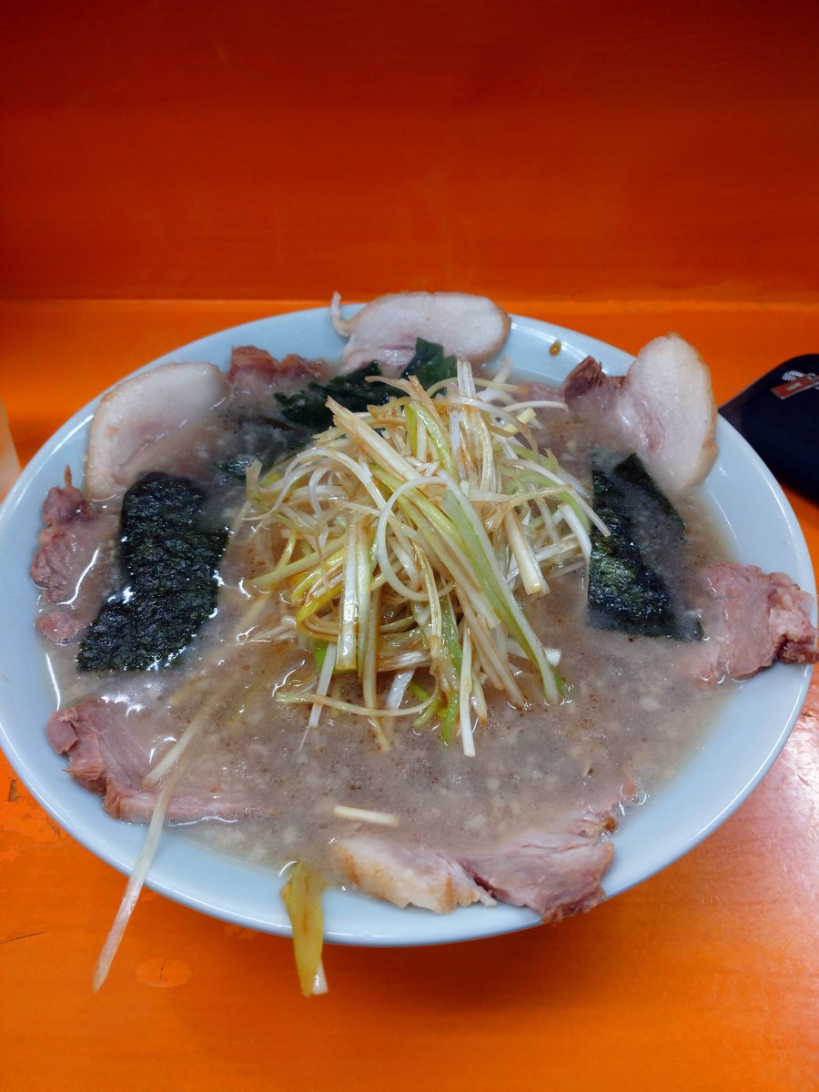 bhutan32's tweet photo. 山岡家よりラーメンショップ https://t.co/0sYIDiKNZP