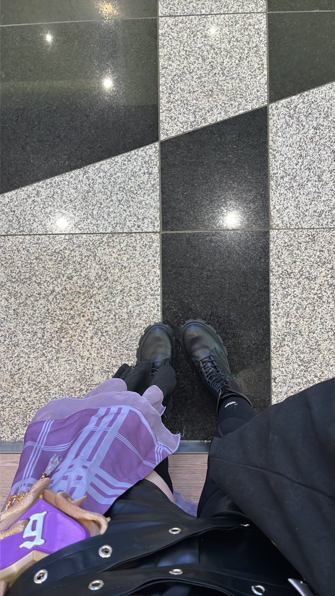 wasang0518's tweet photo. 상태: 외톨이 https://t.co/JEp3cOh2t9