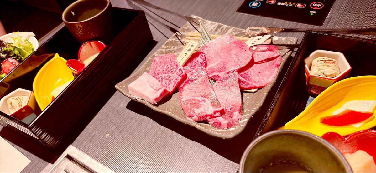 tsuzuki_trpg's tweet photo. なかあきさんと邂逅して焼肉たべてきた‼️‼️‼️🥩🔥✨️ https://t.co/z1jyPRegkh